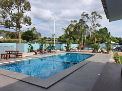 KOLAM L BESERTA TEMBOK